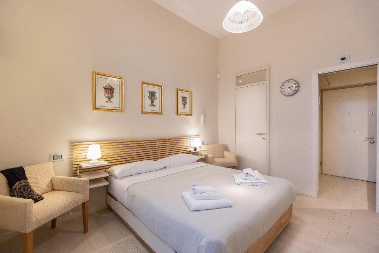 Amazing Via Nazionale 3 Apartment Рим Екстериор снимка