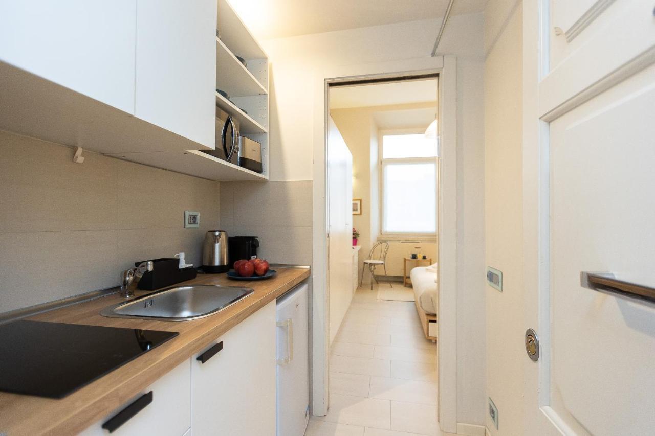 Amazing Via Nazionale 3 Apartment Рим Екстериор снимка