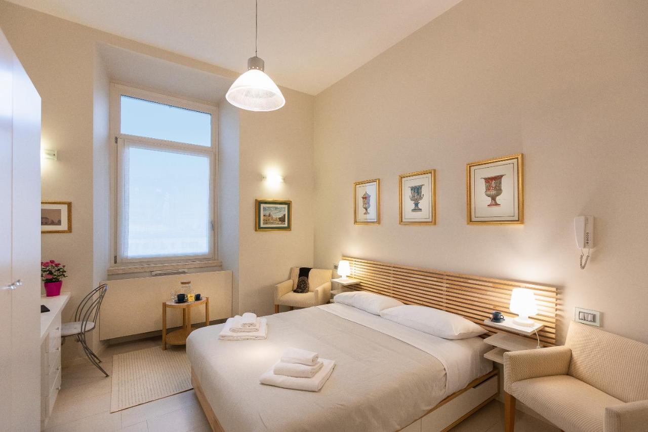Amazing Via Nazionale 3 Apartment Рим Екстериор снимка